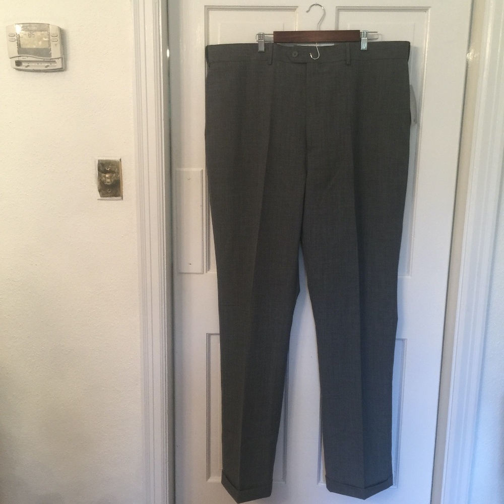 Geoffrey Beene Mens Sz/44 Gray Wrinkle Resistant Flat Front Cuffed  Dress Pants